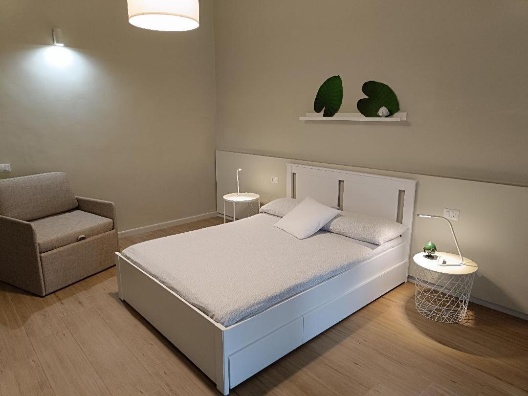 Simply House In Bari Twinアパートメント エクステリア 写真